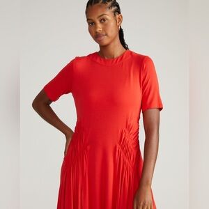 Universal Standard | Devi Liquid Jersey Dress in Lipstick Red